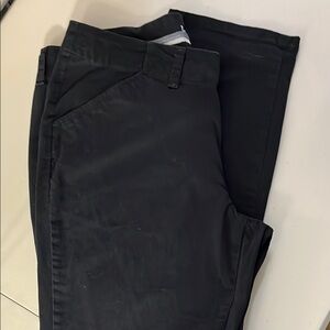 Lee Essential Chino Pants in Classic Black
